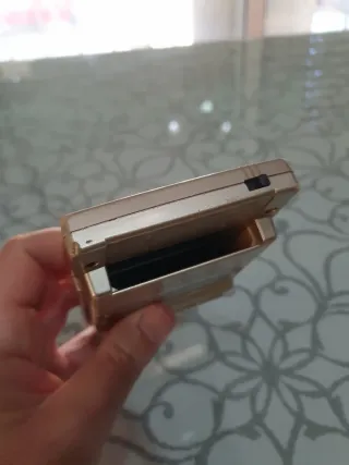 Nintendo Game Boy Light Dorado