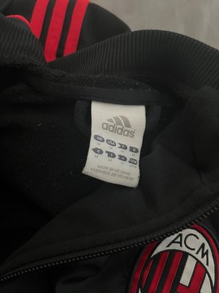 Chaqueta A.C. Milán Adidas Negra y Roja