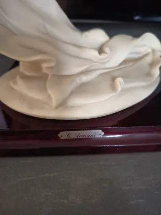 Statua Armani limited edition