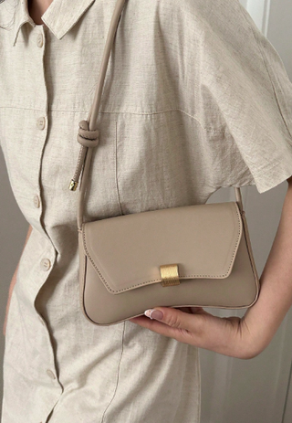 Bolso de hombro elegante beige