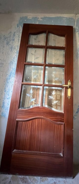 Puerta interior madera con cristal