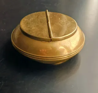 CENICERO DE LATON ANTIGUO