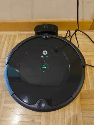 Robot Aspirador Roomba modelo 692