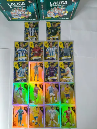 GRAN SURTIDO EN CROMOS LIGA HYPERMOTION DE PANINI.