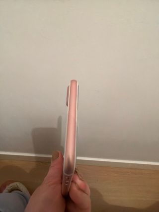 iPhone 7 Plus Rose Gold , cámara trasera dañada