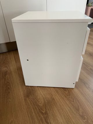 Mesita de noche Ikea blanca modelo KULLEN