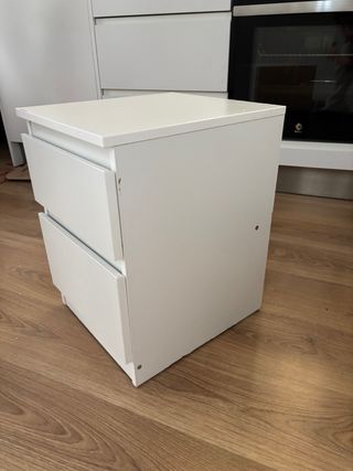 Mesita de noche Ikea blanca modelo KULLEN