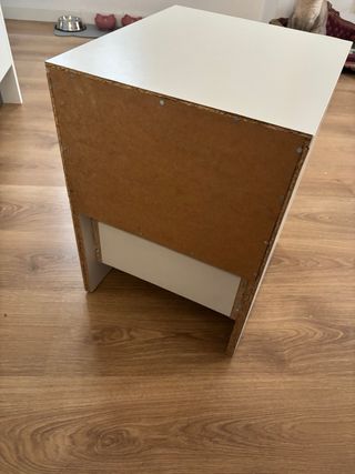 Mesita de noche Ikea blanca modelo KULLEN