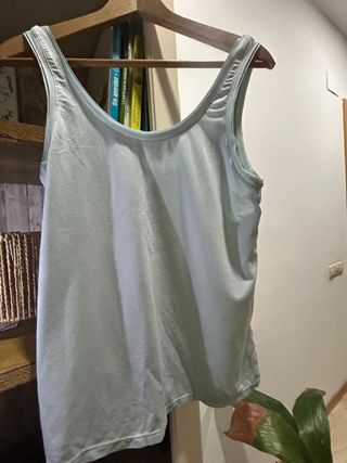 Camiseta deportiva sin mangas