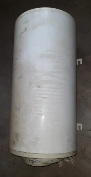 Calentador eléctrico Edesa 50L