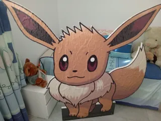 Figura Eevee Pokémon para fiestas