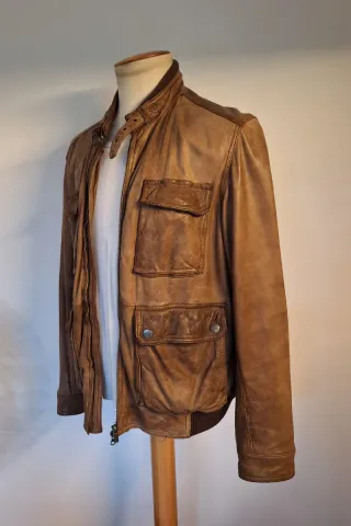 Chaqueta de piel estilo motero