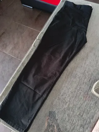Chaleco,camisas,pantalones y zapatos Restauración