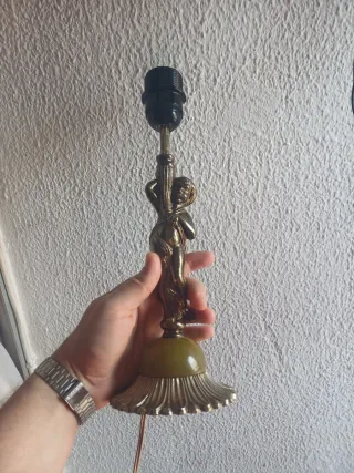 Lampara antigua de Sobremesa y ONIX con precioso q