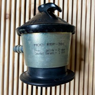 Regolatore di gas butano