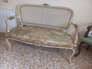 Sofá antiguo estilo Luis XV