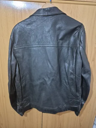 Cazadora  piel negra  moto vintage.XL