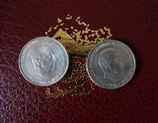 2 Monedas 100 pesetas Franco Plata. Estrella 1968
