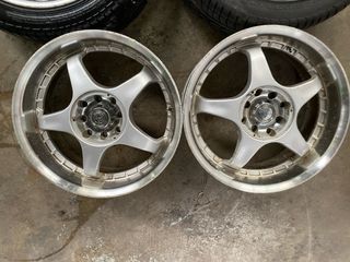 Llantas Rodado 16 con Detalles con dos neumaticos