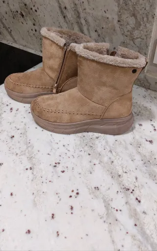 Botas botines pelo 39 chica