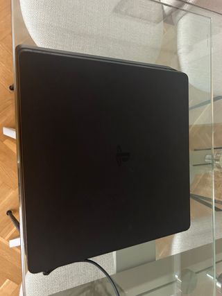 Consola Sony PS4 Negra