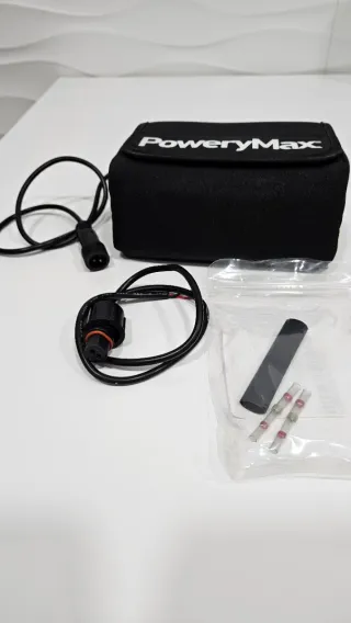Batería Litio PoweryMax 25Ah 12V + Cargador.
