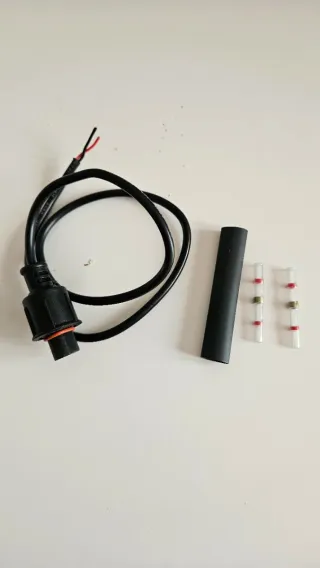 Batería Litio PoweryMax 25Ah 12V + Cargador.