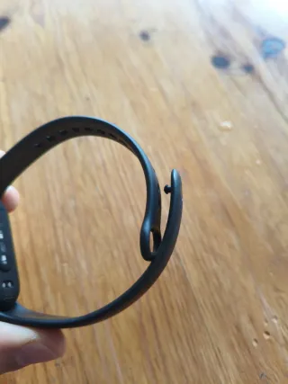 Xiaomi Smart Band 9 Negra en su caja