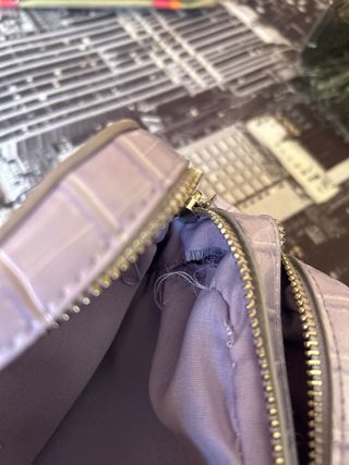 Bolso Bershka morado efecto piel