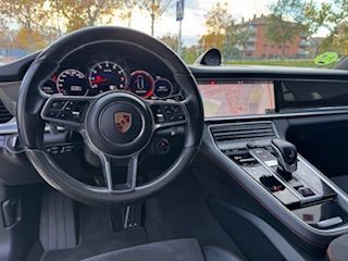 Porsche Panamera 2019
