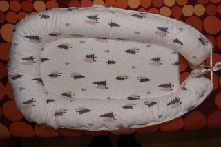 Nido reductor bebé recién nacido rosa