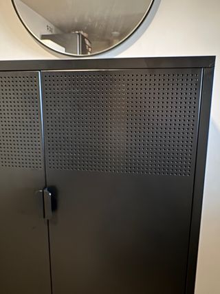 Cómoda metálica negra recibidor/zapatero