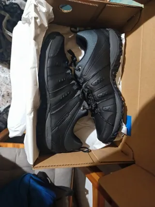 Zapatos Columbia waterproof.