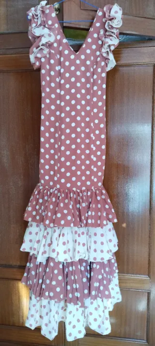 Traje Flamenca Bata Rociero Lunares