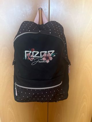 Mochila Pepe Jeans negra con lunares