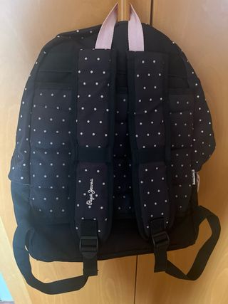 Mochila Pepe Jeans negra con lunares