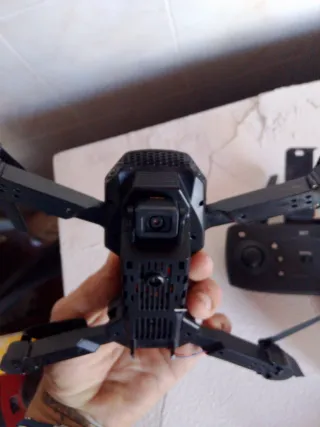 Dron Plegable KYT Negro