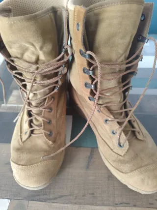 Anfibi beige/marrone