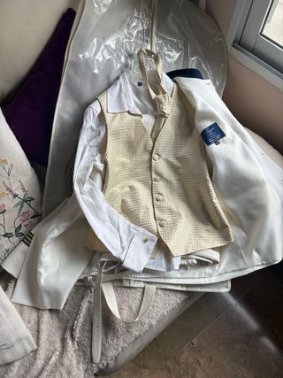 Traje de Comunión de Almirante Niño Blanco dorado