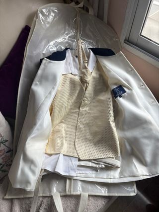 Traje de Comunión de Almirante Niño Blanco dorado