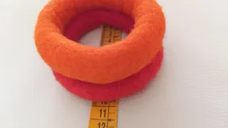 2 Pulseras Fieltro Naranja y Roja