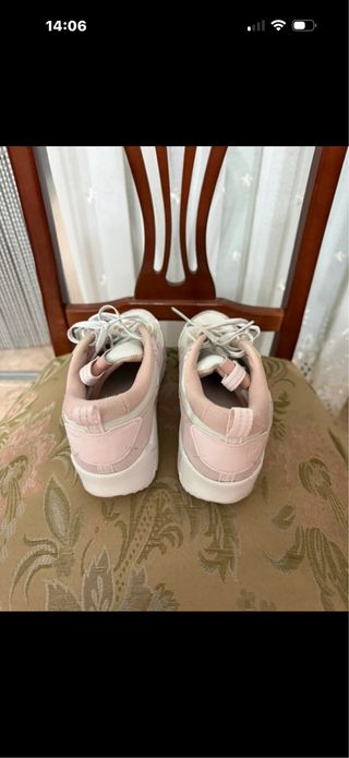 Zapatillas Nike Air Max Rosa y Blanco