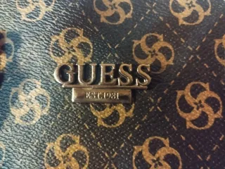 Borsa Guess monogram marrone e nera
