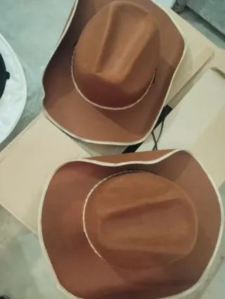 2 Gorros Cowboy Marrón y 1 cordobés en Negro