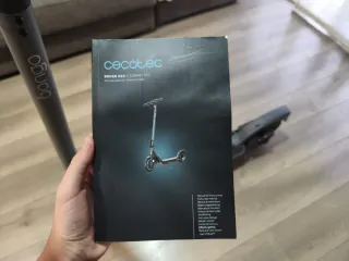 Patinete Eléctrico Cecotec Bongo D20