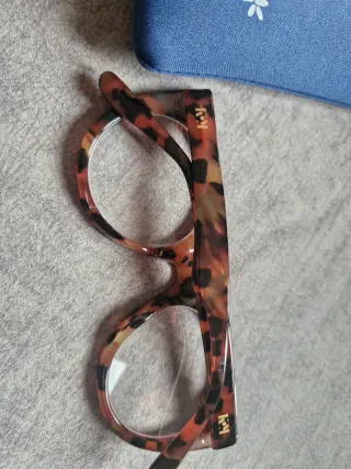 Gafas de vista cansada con estampado animal print