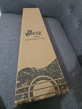 Ukelele sin estrenar