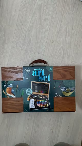Maletín de madera con caja de pinturas Nuevo