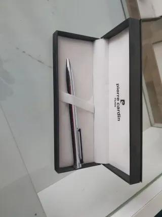 Bolígrafos Pierre Cardin