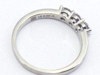 anillo oro 18k con piedra con diamante de laboratorio